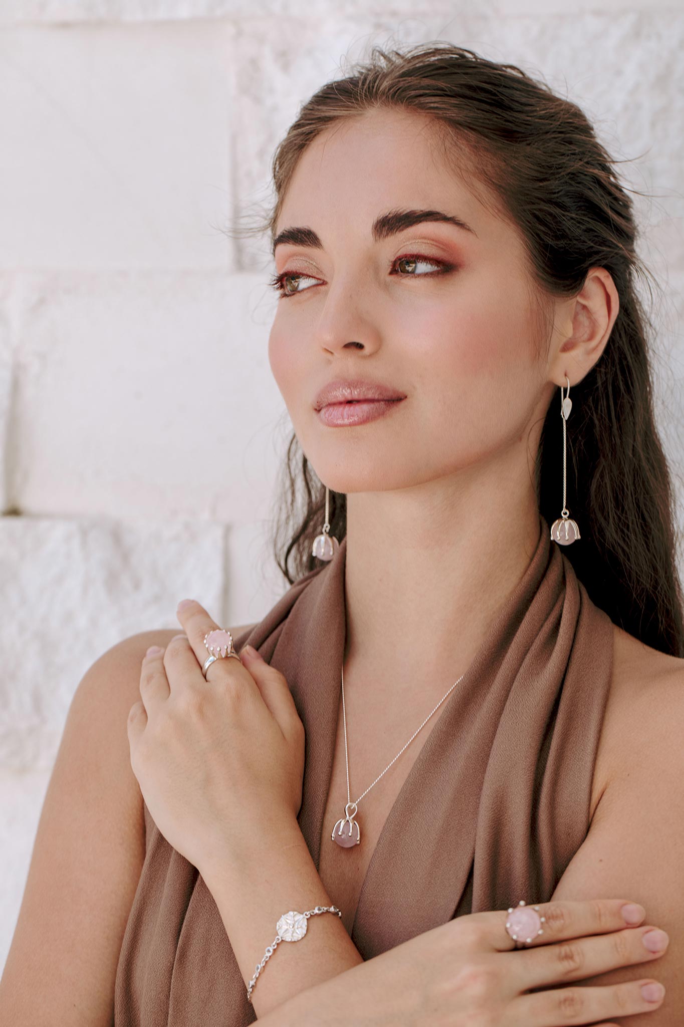Our bestselling Kaora Sandara jewerly, crafted with sterling silver 925. 