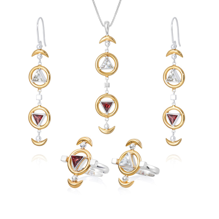 Kaora Sandara Jewelry introduces the Ring Resource Sterling Silver & Gold plated jewelry set, featuring a necklace, earrings, and rings. Each piece boasts an abstract design with alternating red Garnet stones and clear triangular gemstones, set within gold circular frames and silver bands. Small crescents accentuate the pieces for an exquisite finish.